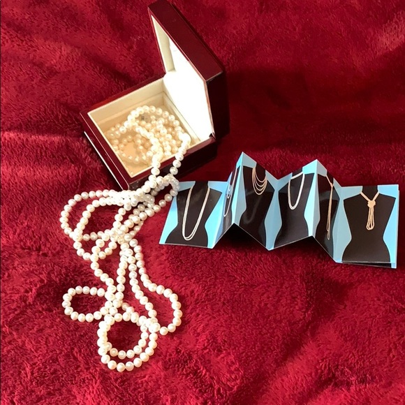 100” of pearls from Macy - Picture 1 of 6